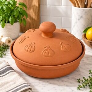 Vtg PIC Garlic Baker Terracotta Dome Lid Glazed Base Embossed Garlic Bulb Design